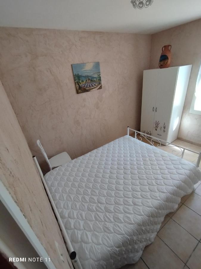 Chambre D Hotes En Provence, Au Pied Du Luberon, Les Coquelicots La Tour-d'Aigues Экстерьер фото